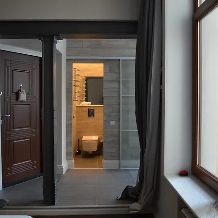 Sunny In The Center Of Апартаменты *