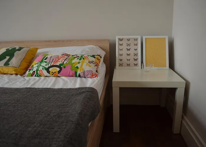 Sunny In The Center Of דירה *